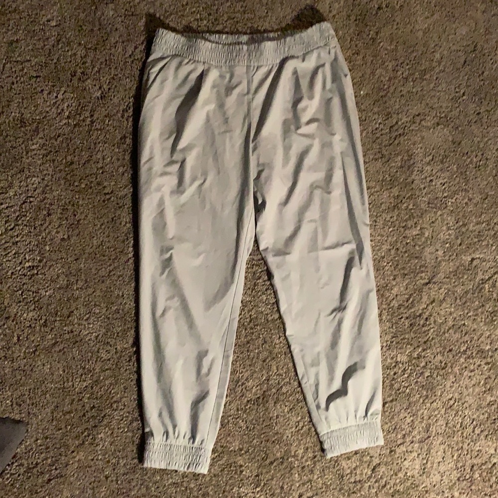 Aliso soft featherweight Athleta joggers